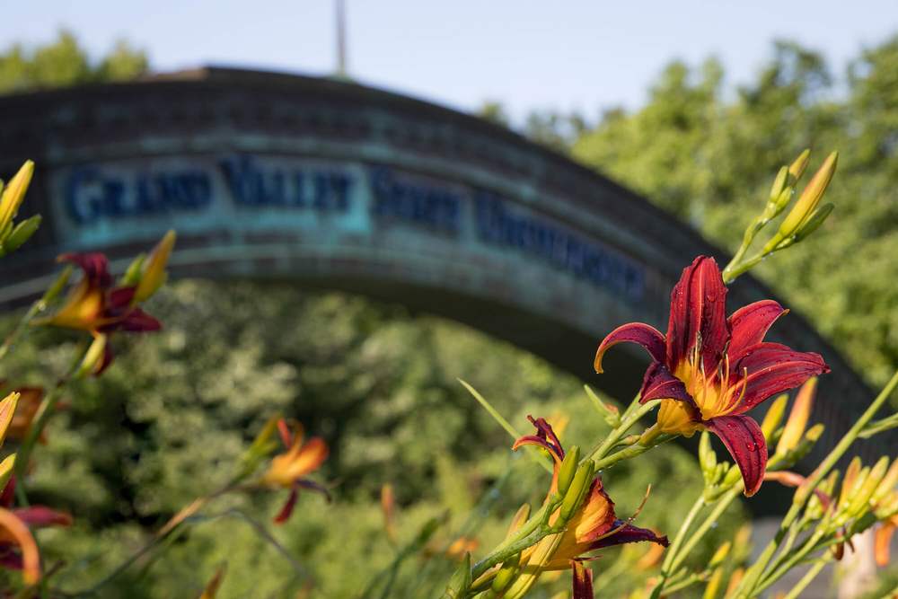 GVSU/WMU agreement puts students on speedy path to master's degree